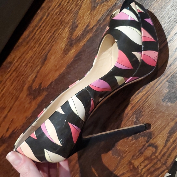 Authentic Emilio Pucci Patent Leather Open-Toe Heels - Picture 9 of 10